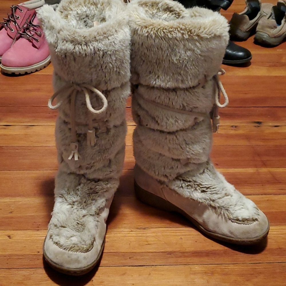 Sam Edelman Muk Luk Style Furry Boots. Sz 8.5
